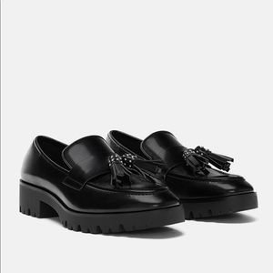 ZARA TASSELED MOCCASINS